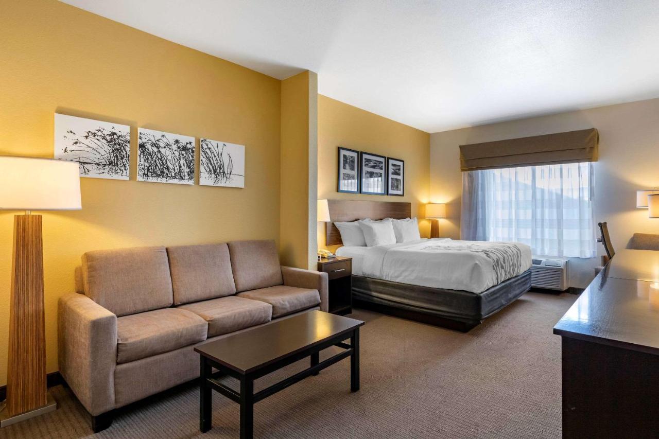 Sleep Inn & Suites Miles City Exterior photo