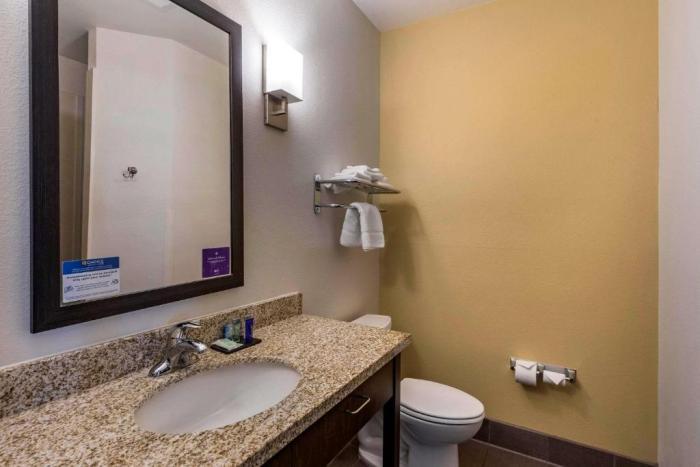 Sleep Inn & Suites Miles City Room photo